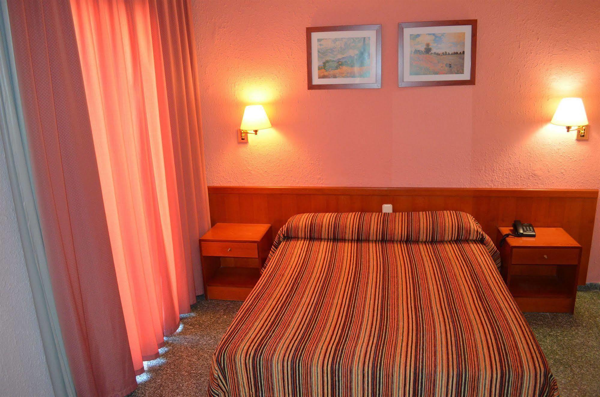 Cuatro Naciones Hotel Barcellona